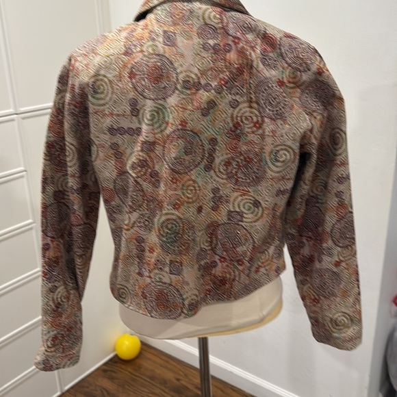 Multicolor Patterned Women's Jacket - Picture 3 of 7